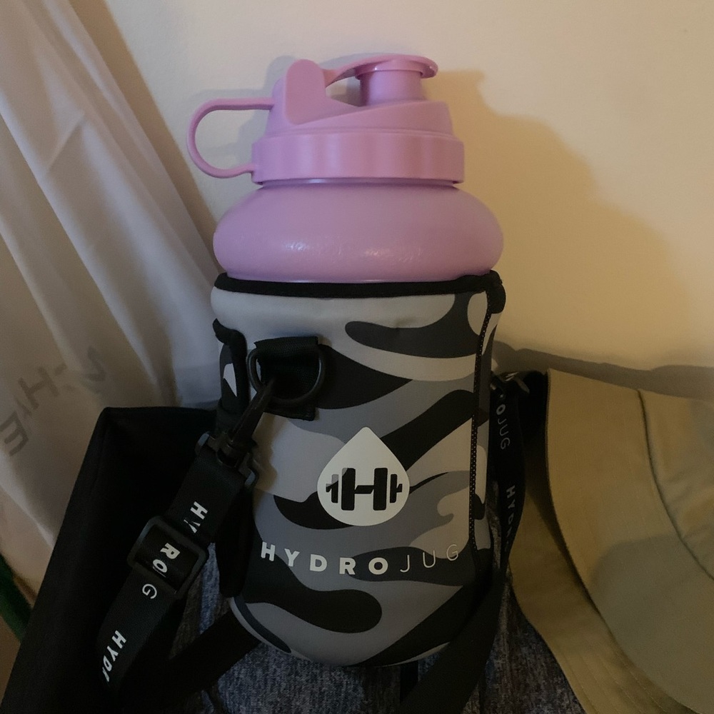 Never Used Hydrojug+2 Sleeves